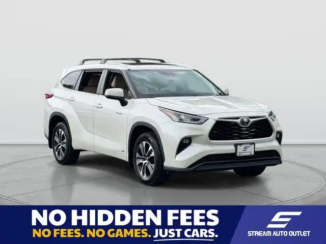 2021 Toyota Highlander XLE Hybrid 4x4's photo
