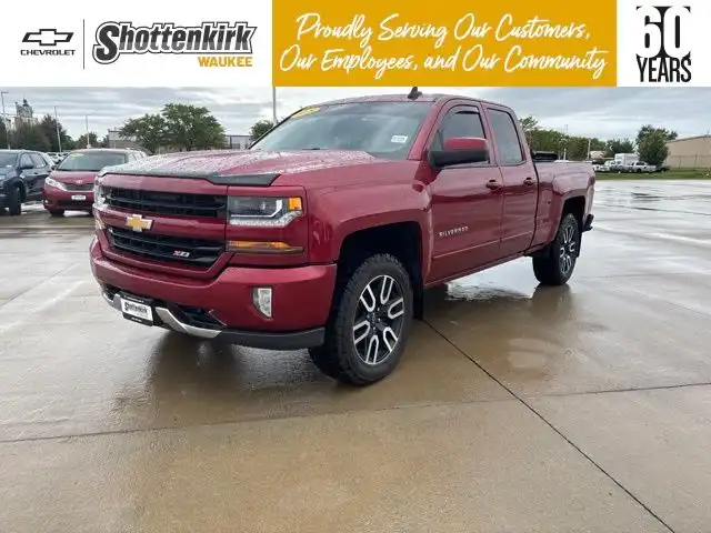 2018 Chevrolet Silverado 1500 Z71 4WD Double Cab Standard Box LT's photo