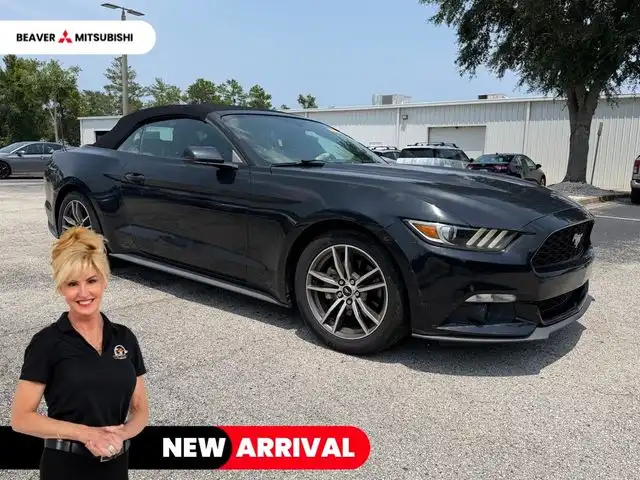 2017 Ford Mustang EcoBoost Convertible Premium's photo