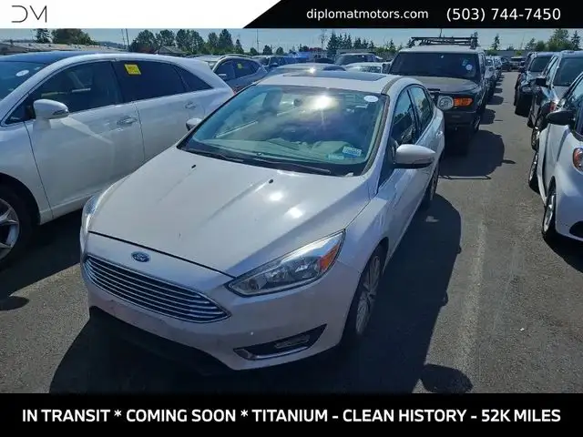 2017 Ford Focus Titanium Sedan's photo