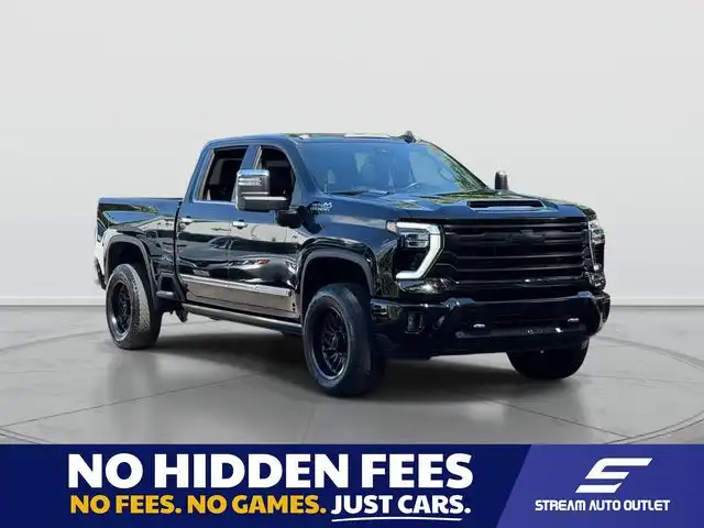 2024 Chevrolet Silverado HD High Country 4WD Crew Cab Standard Box's photo