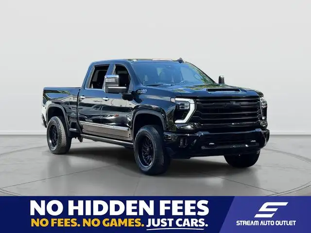 2024 Chevrolet Silverado HD High Country 4WD Crew Cab Standard Box's photo