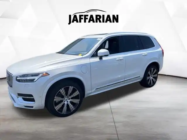 2024 Volvo XC90 T8 Recharge Ultimate Bright Theme 4WD's photo