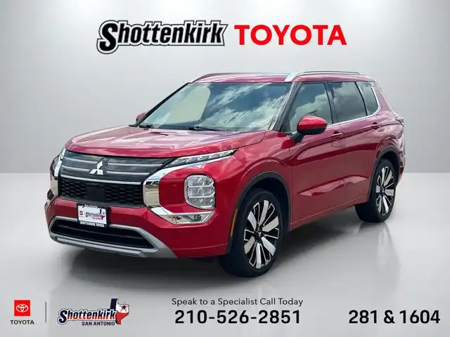2025 Mitsubishi Outlander SEL S-AWC's photo
