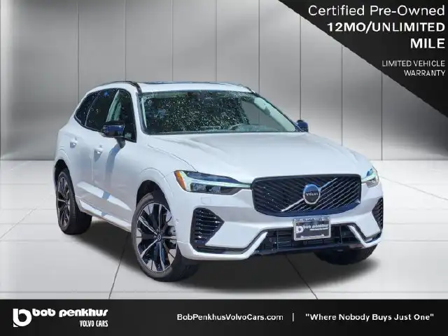 2026 Volvo XC60 T8 Plus Dark AWD's photo