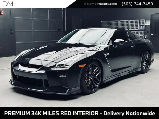 2018 Nissan GT-R Premium's photo