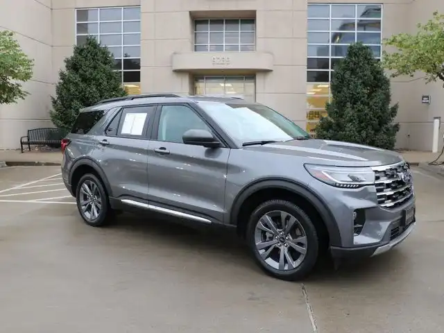 2025 Ford Explorer Active 4WD (PL535)'s photo