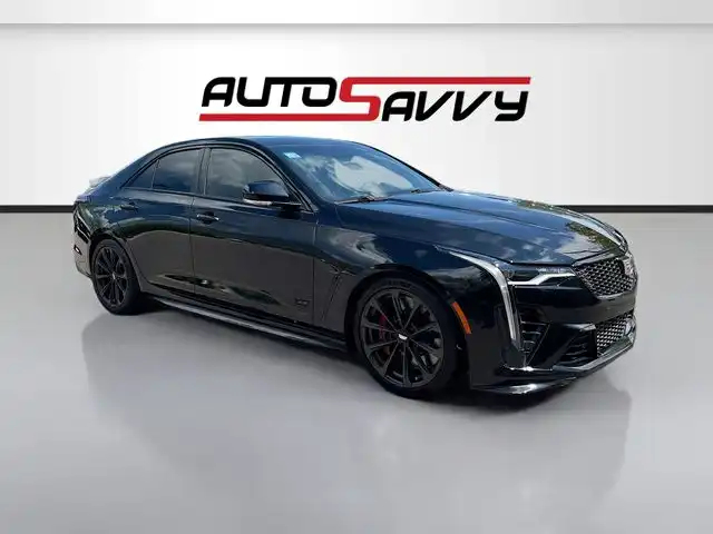 2022 Cadillac CT4 V-Series Blackwing's photo