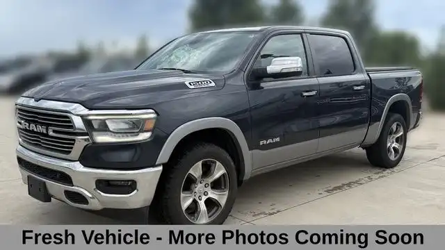 2019 RAM 1500 Laramie 4x4 Crew Cab 5'7's photo
