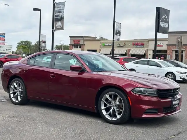 2020 Dodge Charger SXT's photo