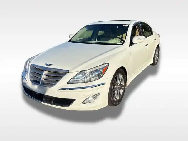 2012 Hyundai Genesis 3.8's photo