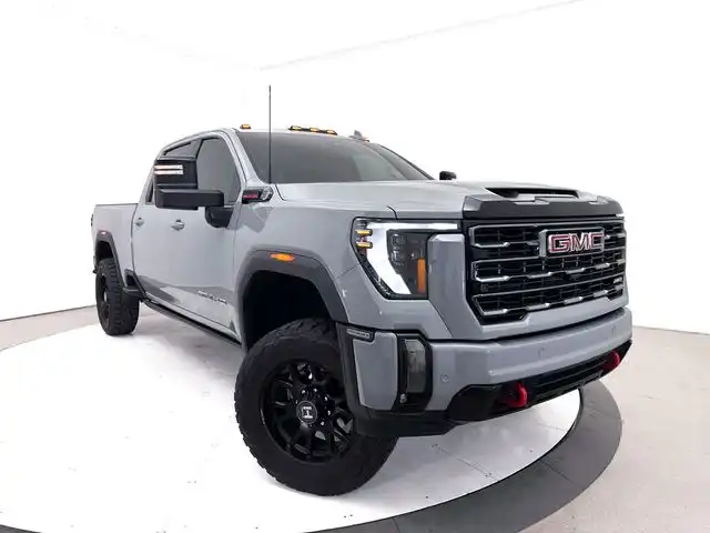 2024 GMC Sierra 4WD Crew Cab Standard Box AT4's photo