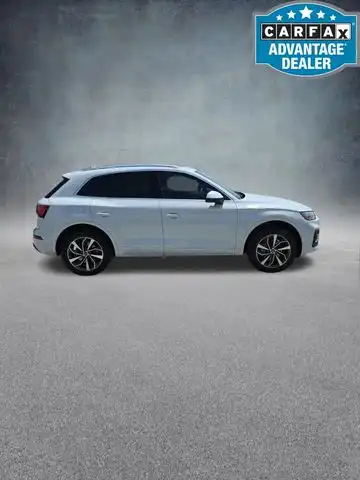 2021 Audi Q5 45 Premium Plus's photo