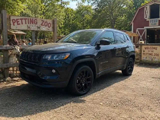 2026 Jeep Compass Altitude 4X4's photo