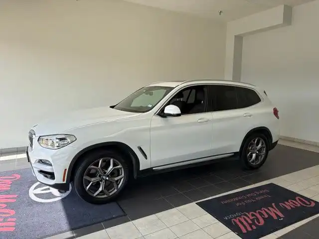 2020 BMW X3 sDrive30i's photo