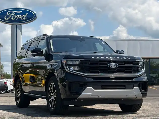 2025 Ford Expedition Platinum 4x4's photo