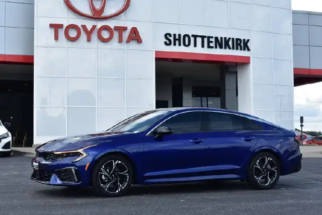 2025 Kia Optima GT-Line AWD's photo