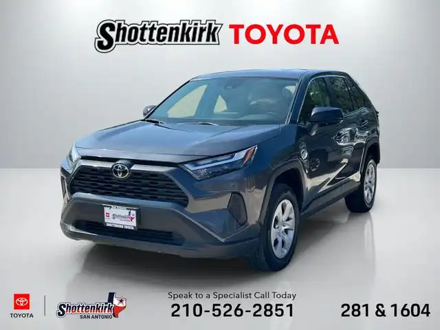 2025 Toyota RAV4 LE FWD's photo