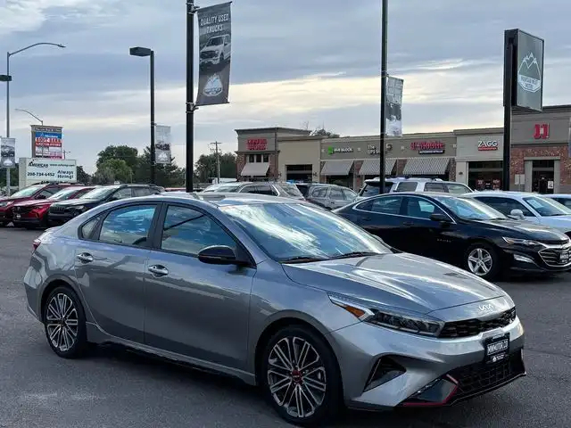 2022 Kia Forte GT's photo