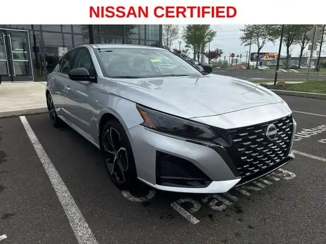 2025 Nissan Altima 2.5 SR's photo