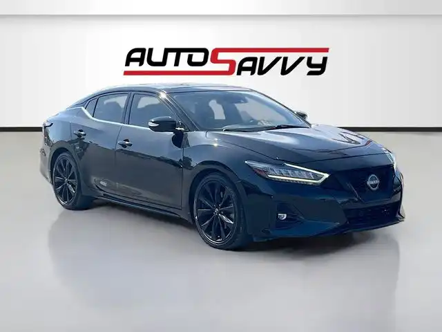 2023 Nissan Maxima SR's photo