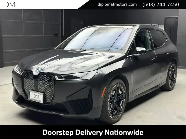 2025 BMW iX M60's photo