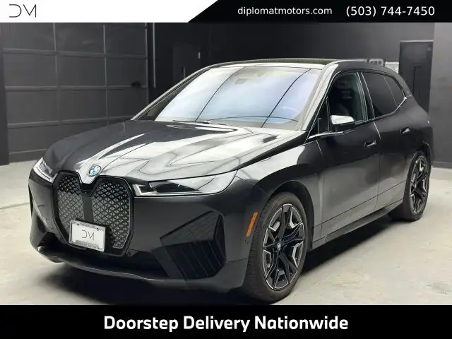 2025 BMW iX M60's photo