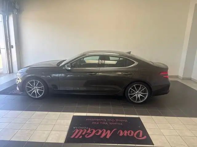 2023 Genesis G70 2.0T Standard's photo