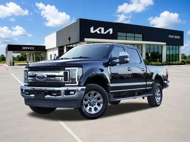 2017 Ford F-250 King Ranch 4x4 Crew Cab 8' Box's photo