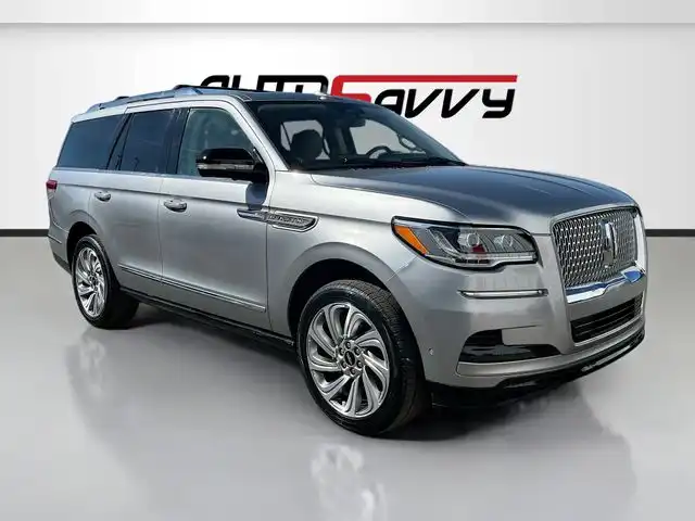 2024 Lincoln Navigator Reserve 4WD's photo