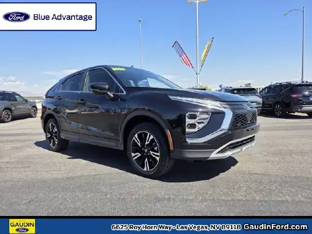 2025 Mitsubishi Eclipse Cross SE S-AWC's photo
