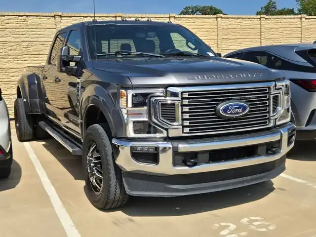 2022 Ford F-350 Lariat 4x4 Crew Cab 8' Box DRW's photo