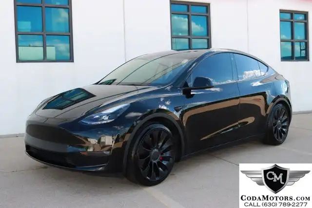 2022 Tesla Model Y Performance Dual Motor All-Wheel Drive's photo