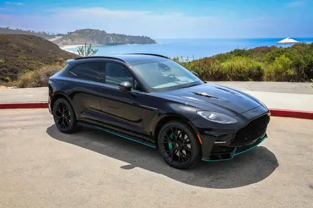 2026 Aston Martin DBX 4.0 V8 S AWD's photo