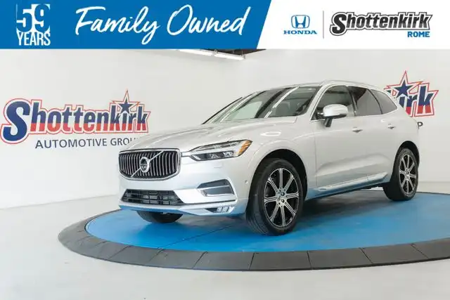 2020 Volvo XC60 T6 Inscription AWD's photo