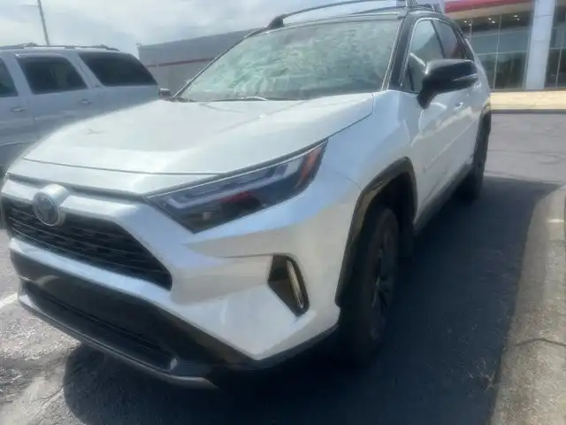 2024 Toyota RAV4 Hybrid XSE AWD's photo
