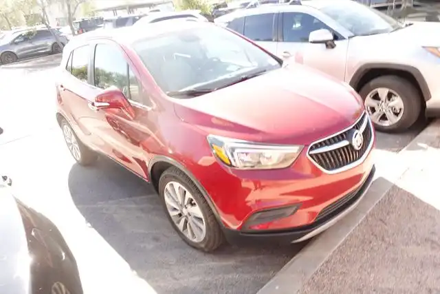 2019 Buick Encore Preferred's photo