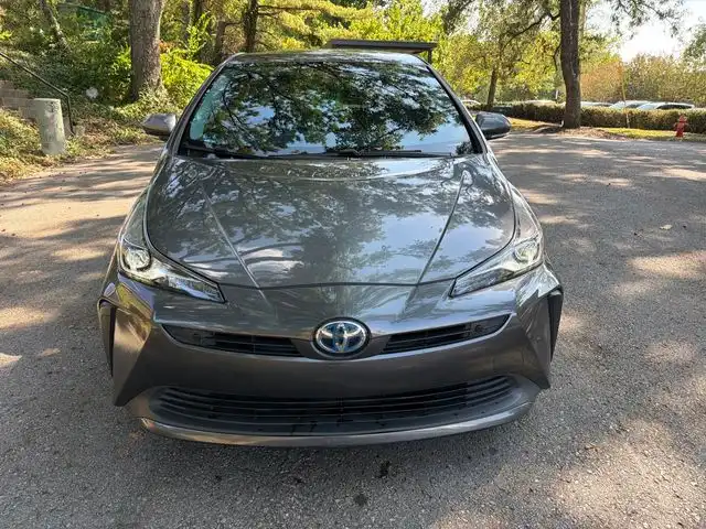 2022 Toyota Prius LE FWD's photo