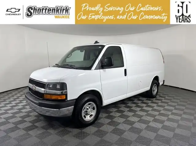 2025 Chevrolet Express Work Van HD 2500's photo