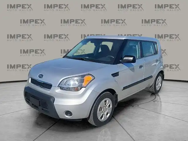 2010 Kia Soul Base 1.6L's photo