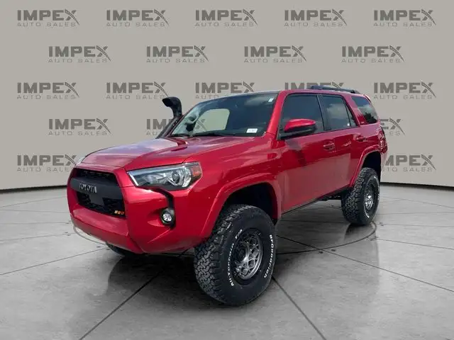 2022 Toyota 4Runner SR5 4WD V6's photo
