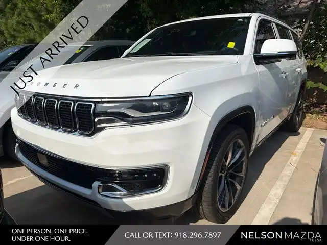 2022 Jeep Wagoneer Series III 4WD's photo