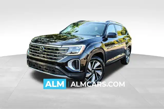 2025 Volkswagen Atlas 2.0T SE with Tech's photo