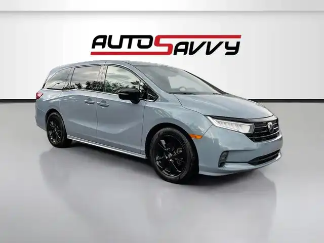 2023 Honda Odyssey Sport's photo
