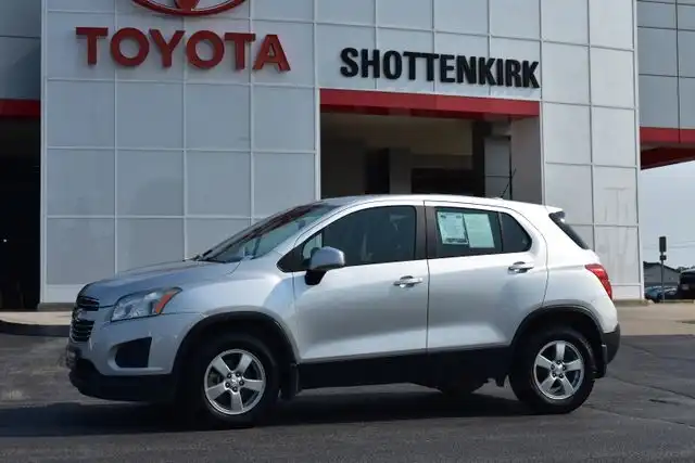 2015 Chevrolet Trax LS AWD's photo