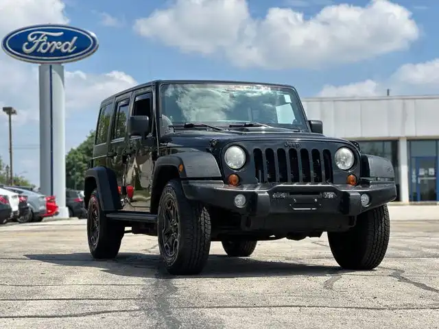 2013 Jeep Wrangler Sahara's photo