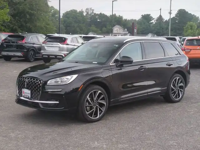 2024 Lincoln Corsair Grand Touring AWD's photo