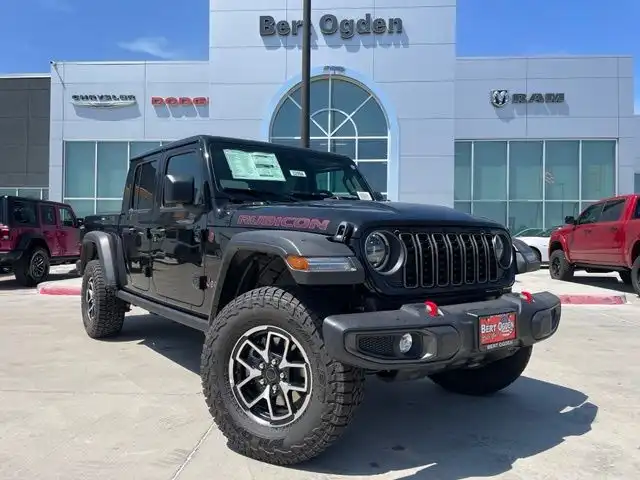 2026 Jeep Gladiator Rubicon Auto's photo