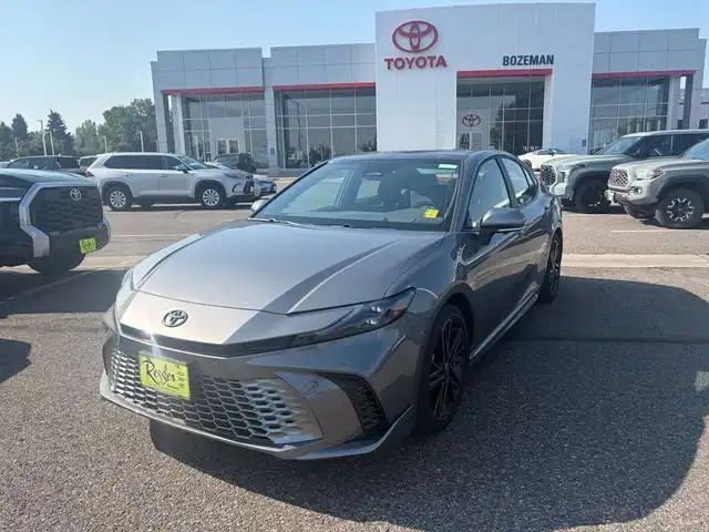 2025 Toyota Camry XSE AWD Hybrid's photo