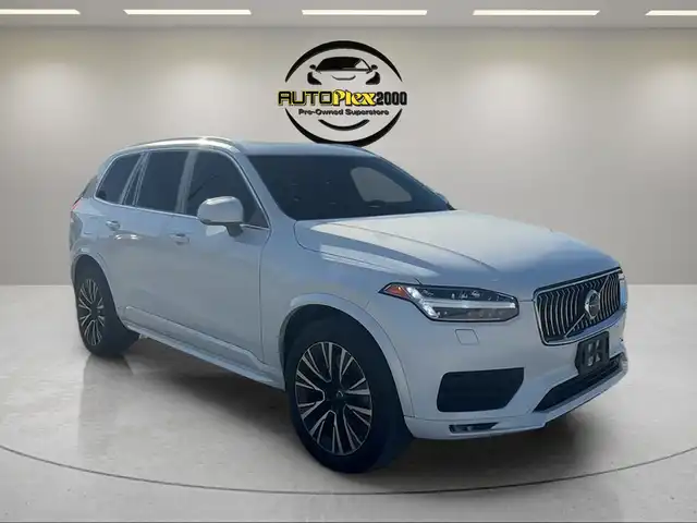 2022 Volvo XC90 T5 Momentum FWD's photo